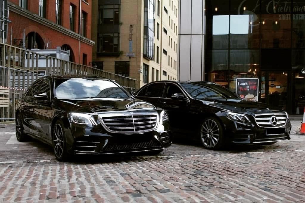 Limo service in Airport