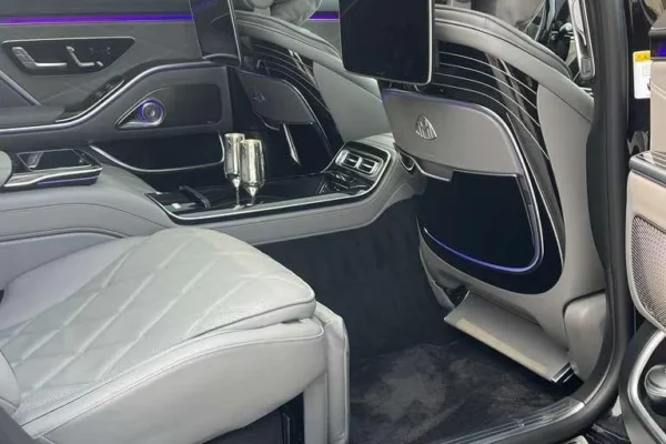 Mercedes Maybach-3